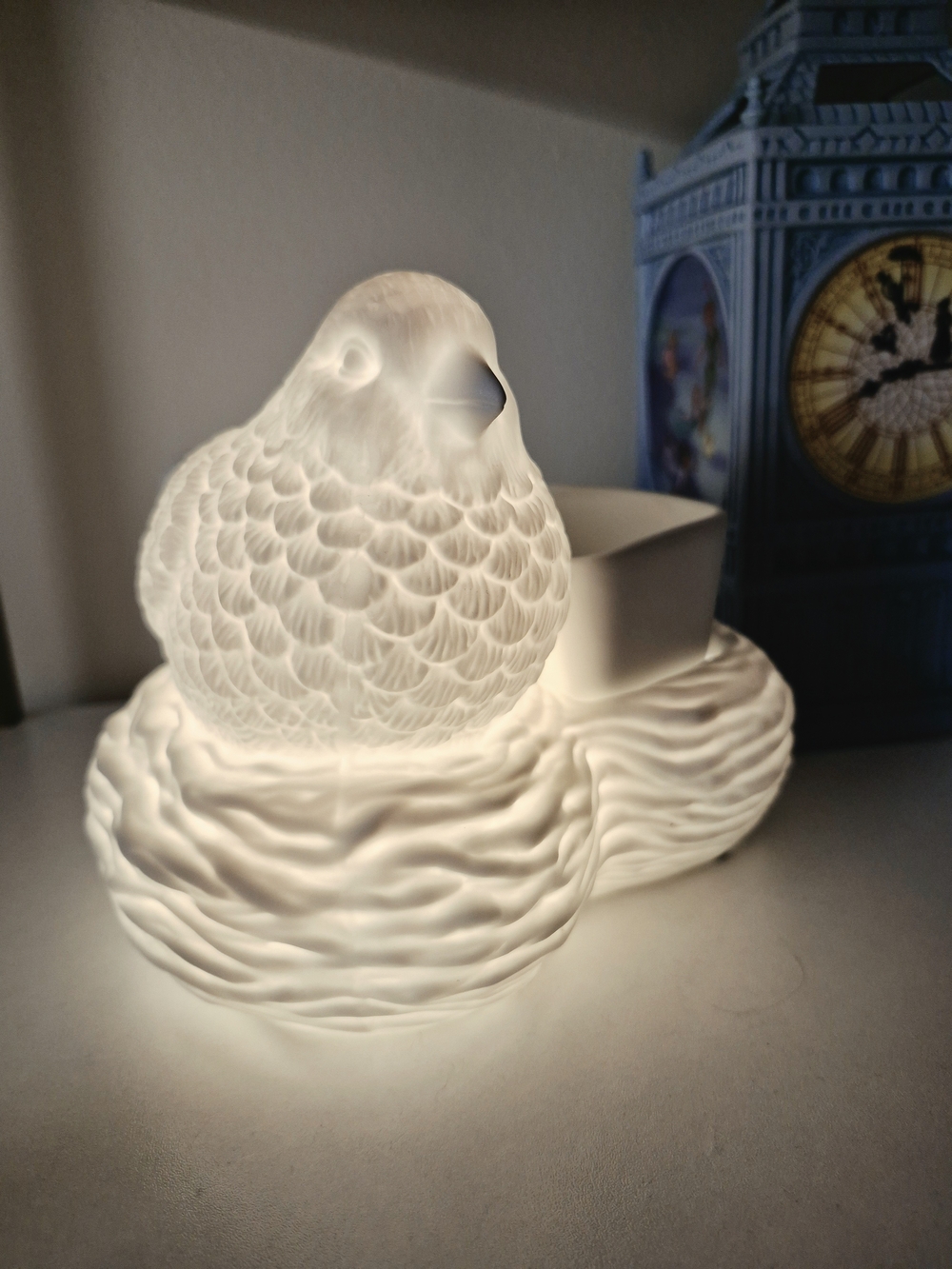 Scentsy White Porcelain Bird Warmer